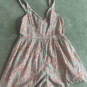 American Eagle Outfitters Floral Jumpsuit - Multicolor Sm never worn still tags